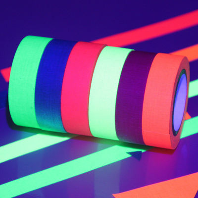 Çin UV Reaktif Siyah ışık Neon Işık Yapışkan Bant 6 Renkler Bir Set Shrink Sarın tedarikçi