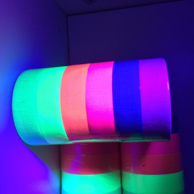 UV Siyah Işık Aydınlık Yapışkan Bant Neon Floresan Pamuklu Bez Bant Uyarı Bandı Için Parti tedarikçi